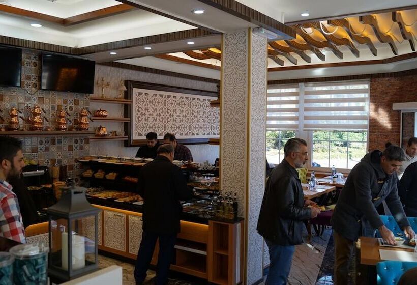 פנסיון Demosan Hotel Hilden