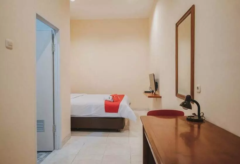 ペンション Reddoorz Plus Near Plaza Blok M