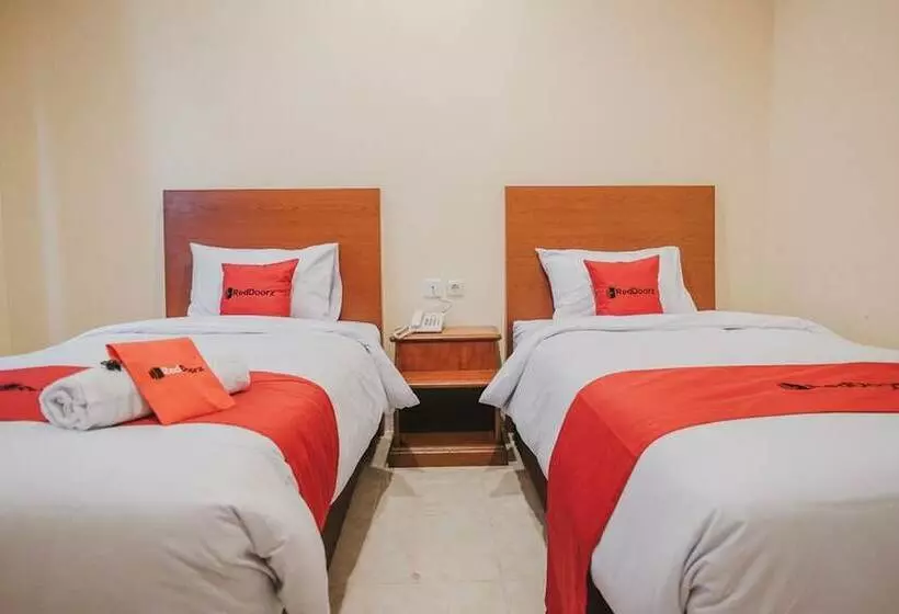 ペンション Reddoorz Plus Near Plaza Blok M