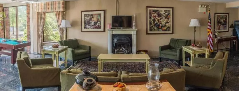 Aderi Hotel Near Casino