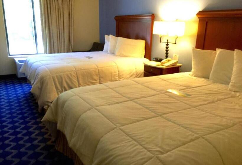 Aderi Hotel Near Casino