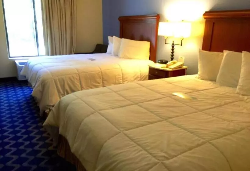 Aderi Hotel Near Casino