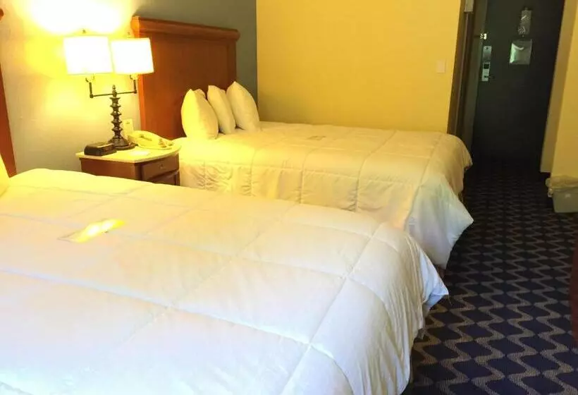 Aderi Hotel Near Casino