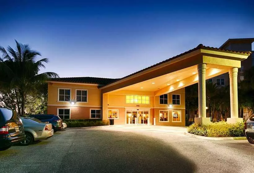 호텔 Best Western Intracoastal Inn