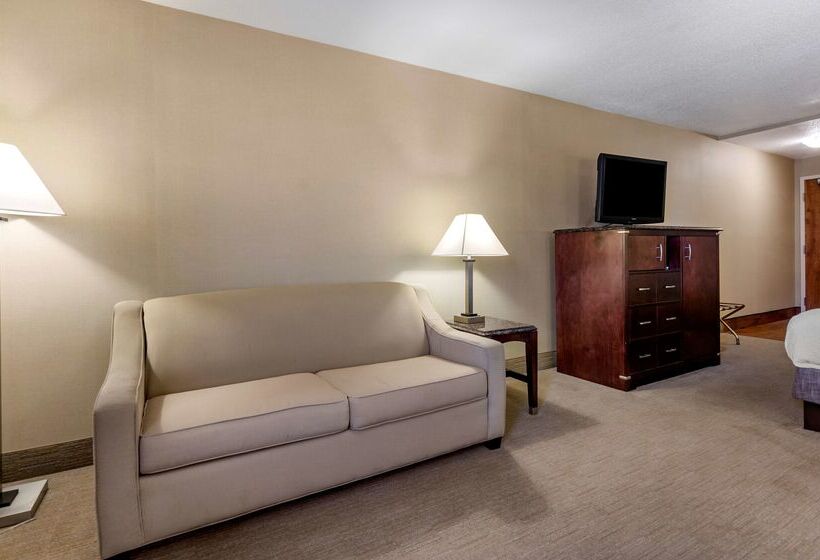 Отель Best Western Plus Inn At Hunt Ridge