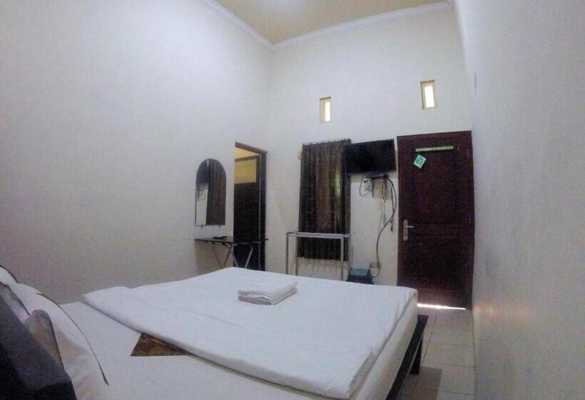 酒店 Ndalem Katong Guest House Ponorogo