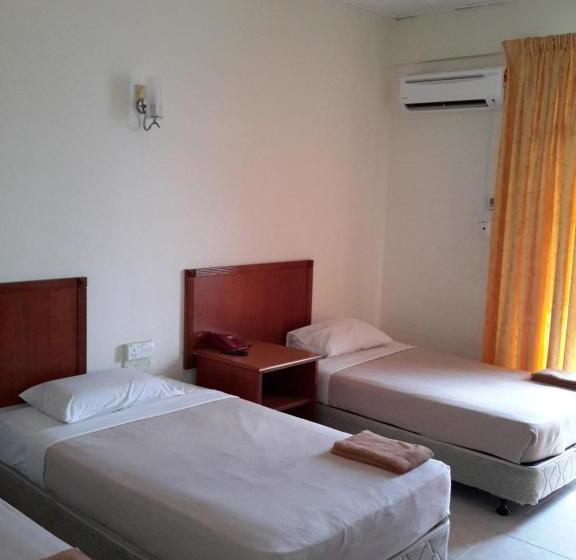 Tanjung Demong Beach Resort