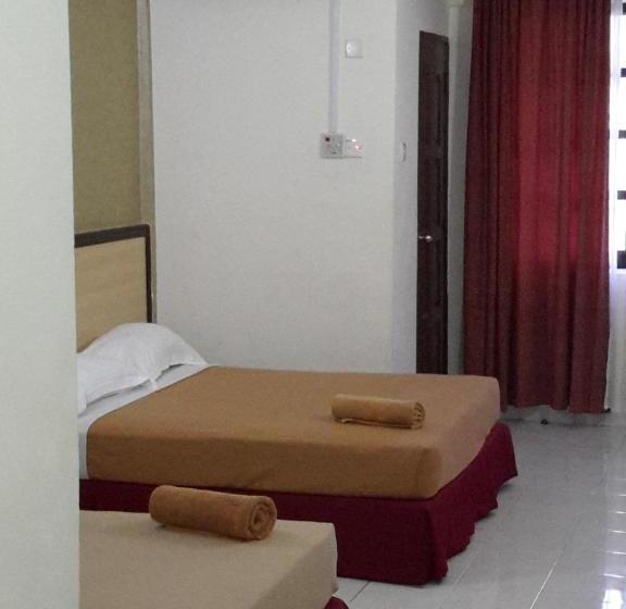 Tanjung Demong Beach Resort