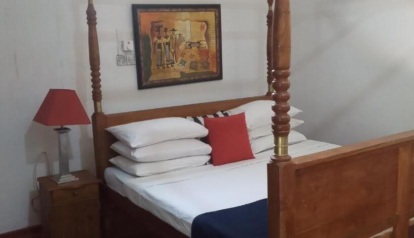 호스텔 Habarana Inn