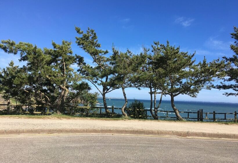 בית מלון כפרי Ar Men 2