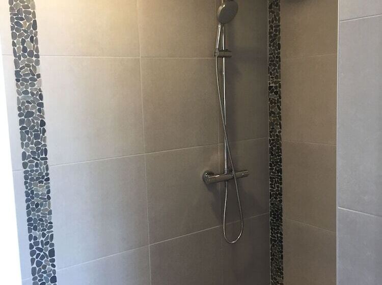 בית מלון כפרי Ar Men 2