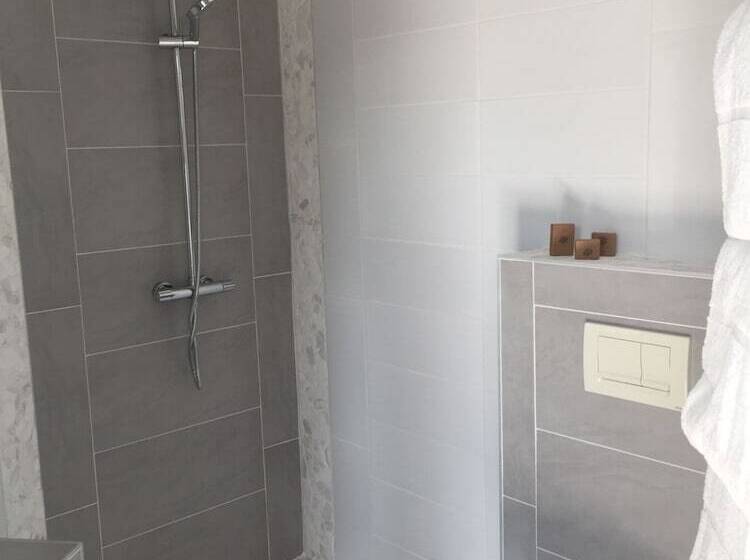 בית מלון כפרי Ar Men 2