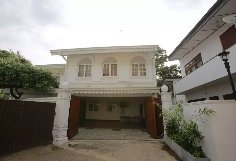 هتل Heladiva Residence Colombo 7