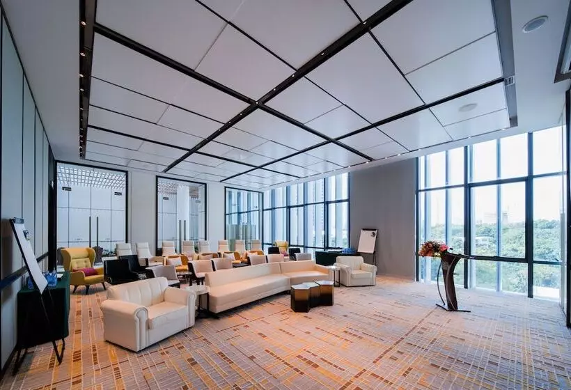 ホテル Crowne Plaza Shenzhen Nanshan, An Ihg