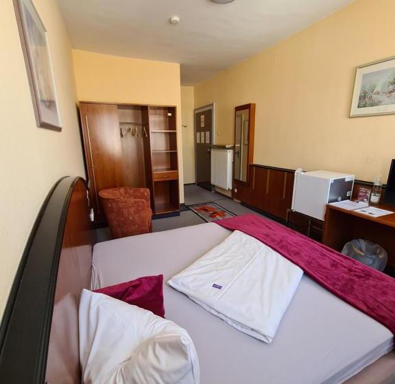 ホテル & Restaurant Krone