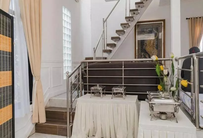 Majatalo Yayah Residence Ii Syariah Redpartner