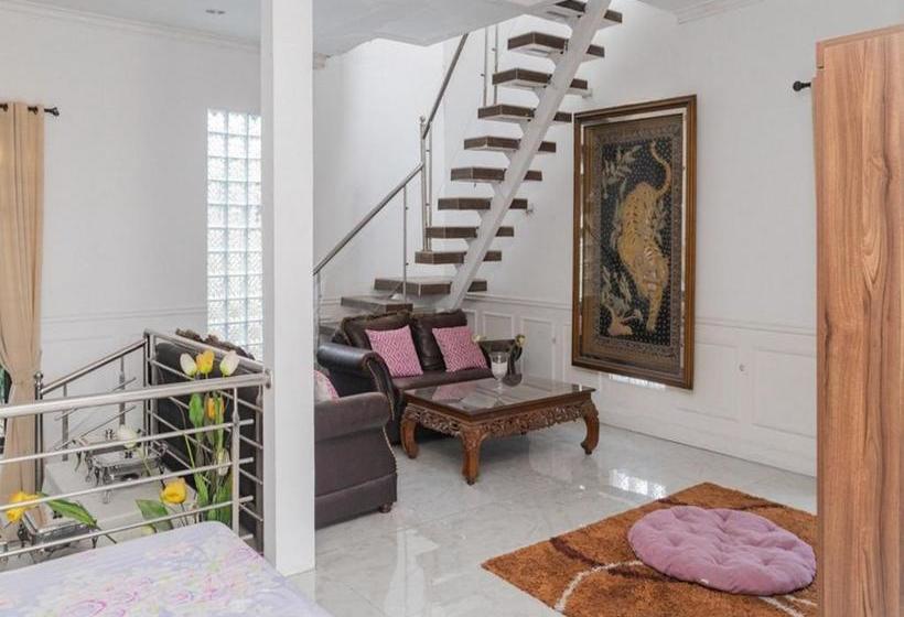 פנסיון Yayah Residence Ii Syariah Redpartner