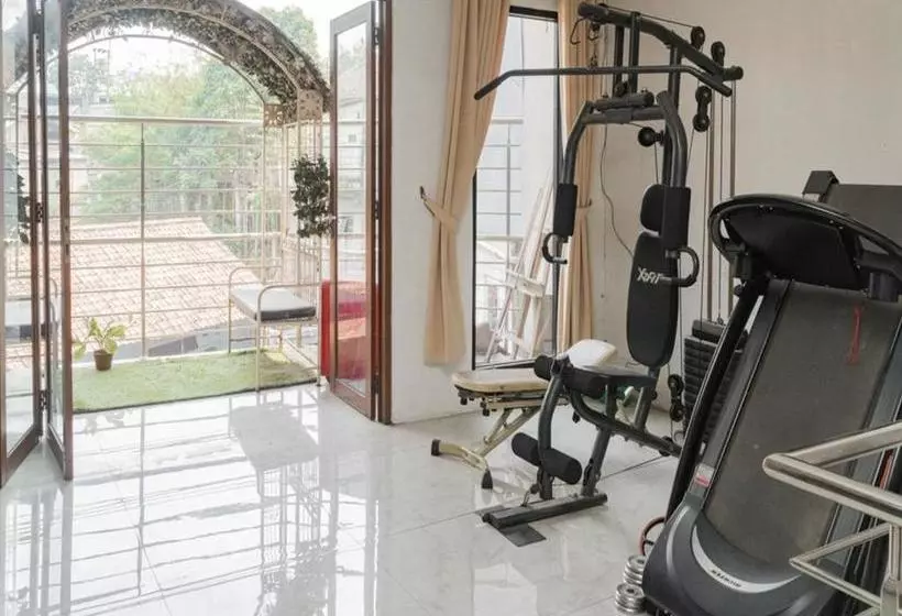 Majatalo Yayah Residence Ii Syariah Redpartner