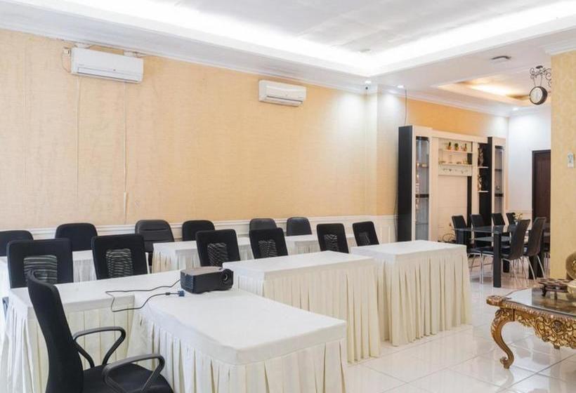 פנסיון Yayah Residence Ii Syariah Redpartner