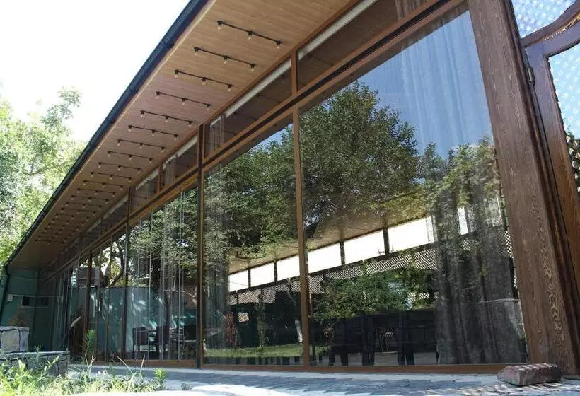 Firuze Hotel & Restaurant