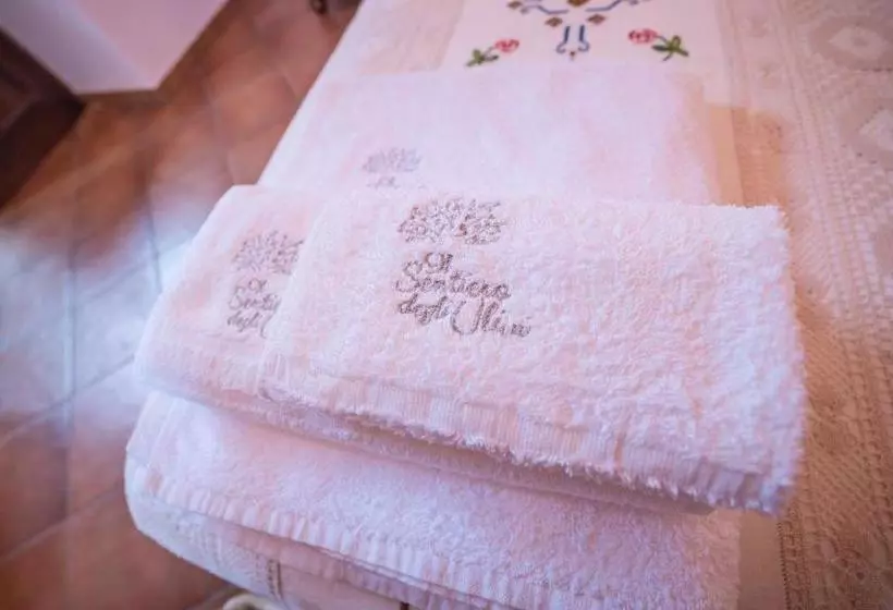 Hotelli Il Sentiero Degli Ulivi