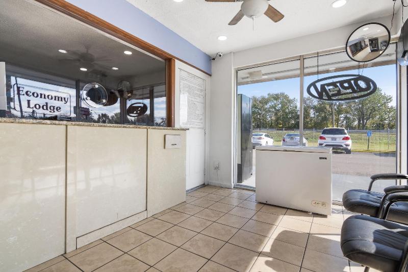 Мотель Economy Lodge Portsmouth