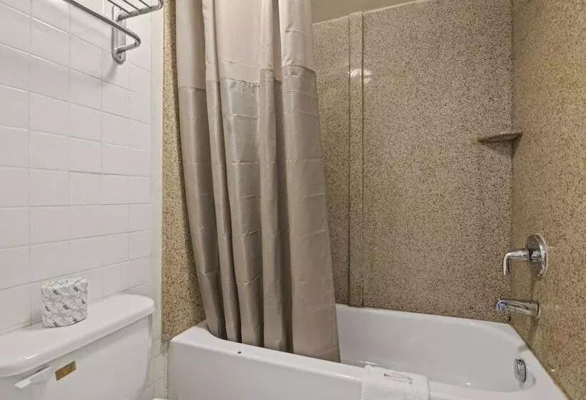 Motelli Economy Lodge Portsmouth