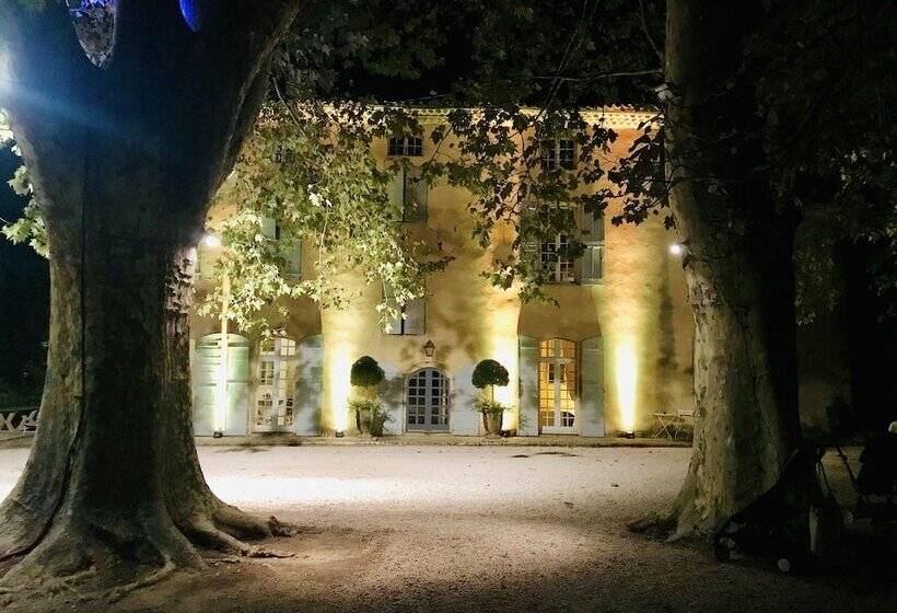 تختخواب و صبحانه Château De Saint Girons Luxury Guest House In Provence