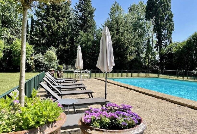 تختخواب و صبحانه Château De Saint Girons Luxury Guest House In Provence