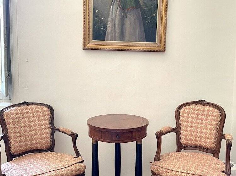 تختخواب و صبحانه Château De Saint Girons Luxury Guest House In Provence