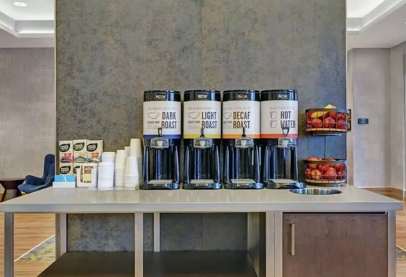 Hotelli Hampton Inn By Hilton Peterborough