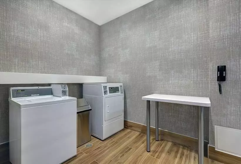 Hotelli Hampton Inn By Hilton Peterborough