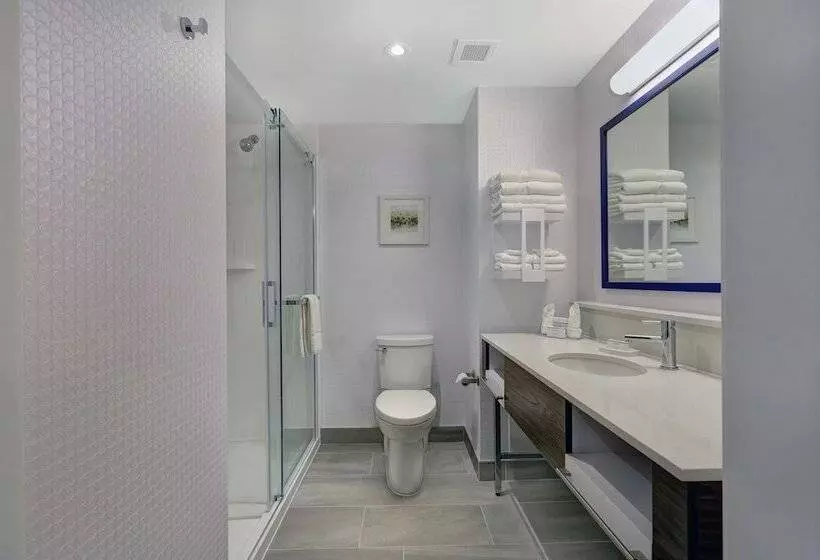 Hotelli Hampton Inn By Hilton Peterborough