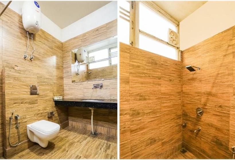 فندق Oyo 47149 Friends Corner Deluxe