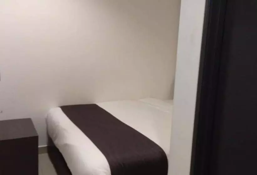 Hotelli 1  Signature Port Dickson