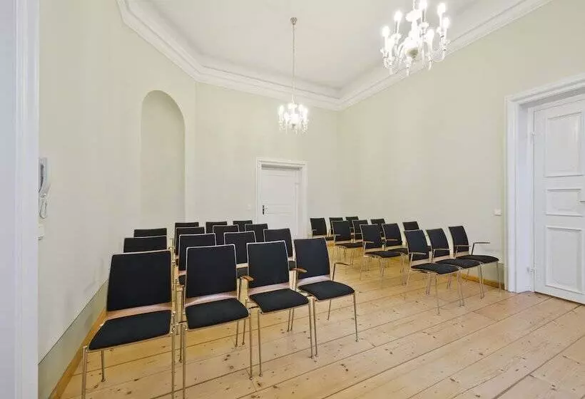 هتل Restaurant Remise