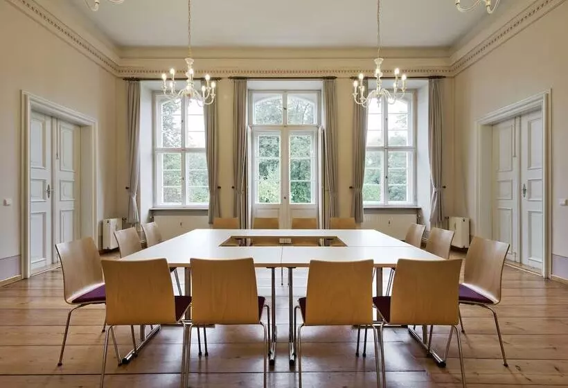 هتل Restaurant Remise