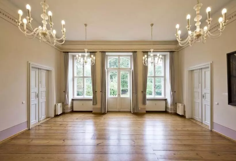 هتل Restaurant Remise