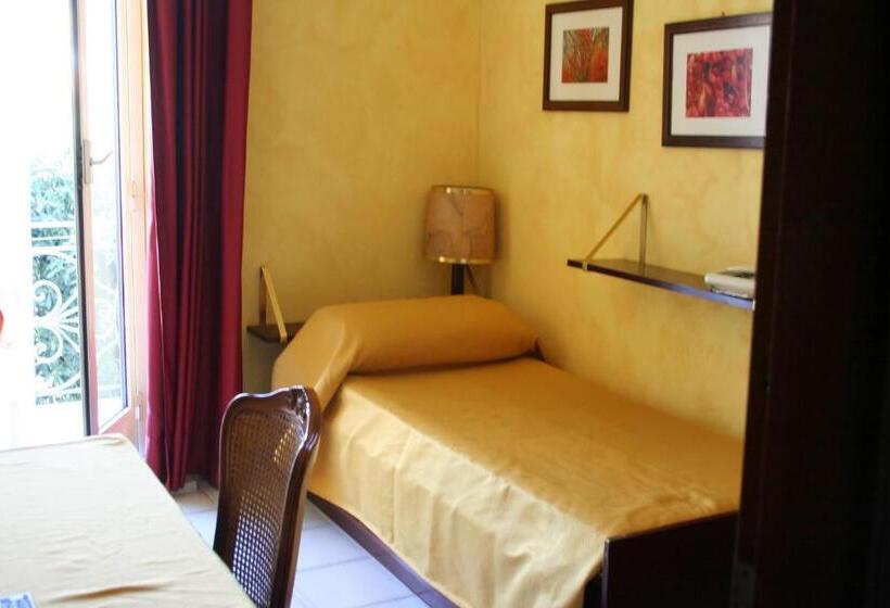 בית מלון כפרי Rosalia