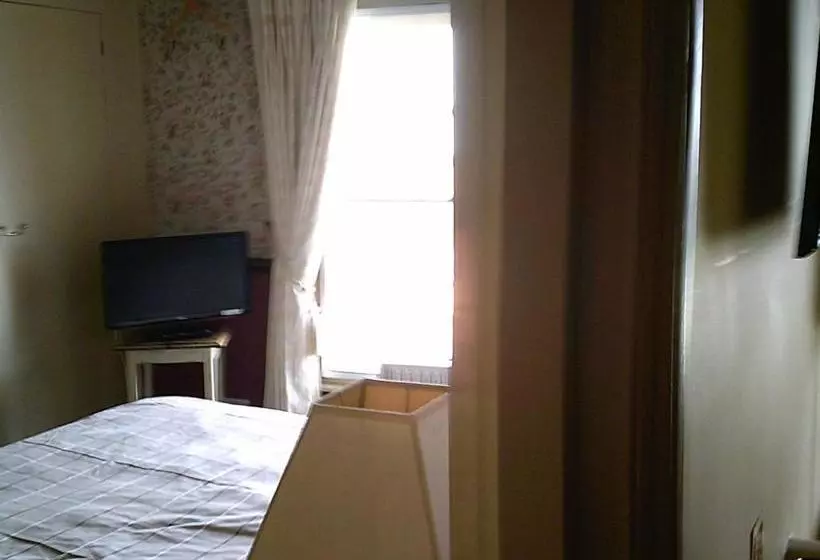ベッドアンドブレックファースト Regency House