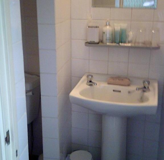 ベッドアンドブレックファースト Regency House