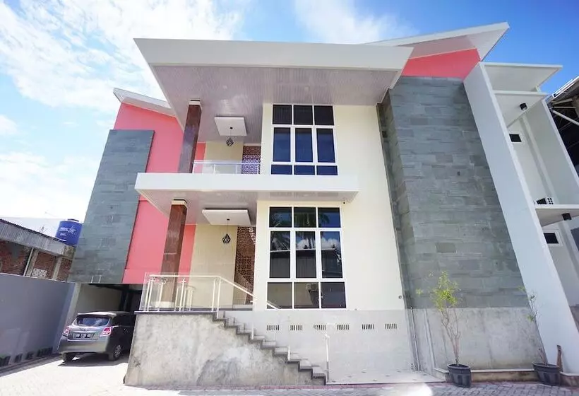 هتل Oyo 1290 Felizcha House