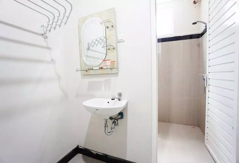 هتل Oyo 1290 Felizcha House