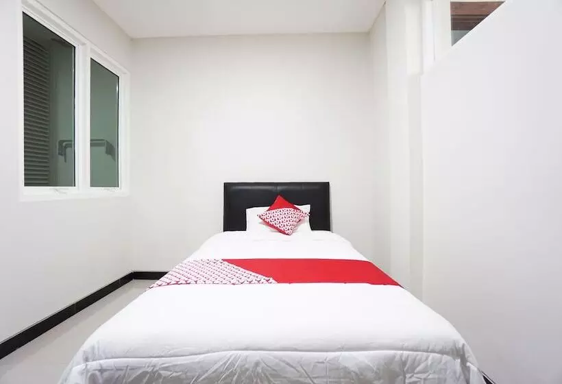 هتل Oyo 1290 Felizcha House