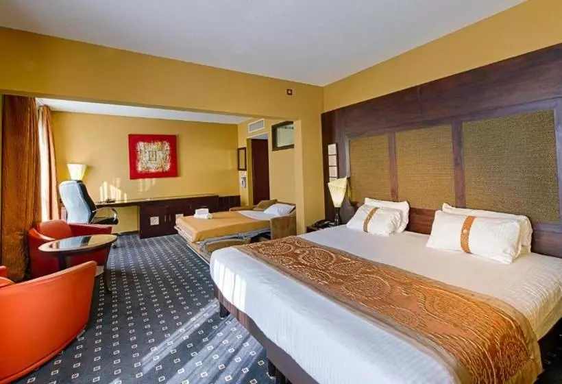 هتل Le Mount Plaza Delhi Igi Airport