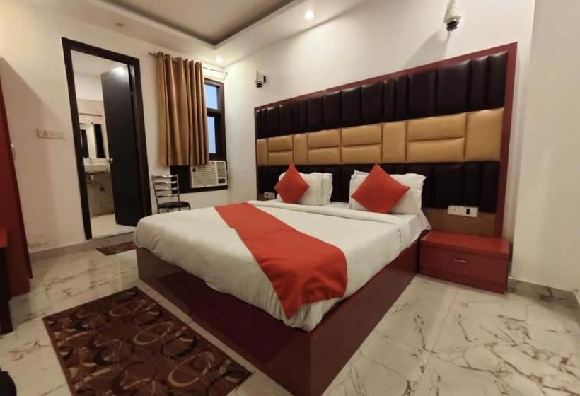 בית מלון כפרי Le Mount Plaza Delhi Igi Airport