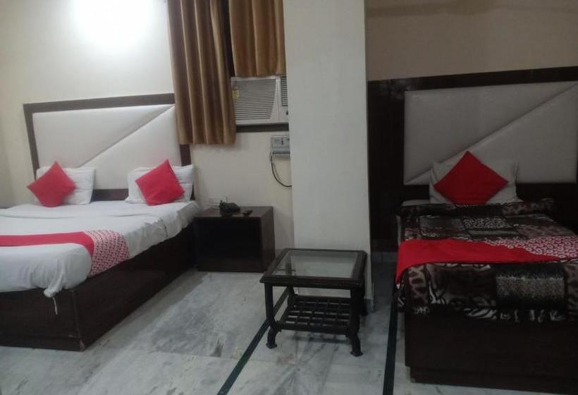 בית מלון כפרי Le Mount Plaza Delhi Igi Airport