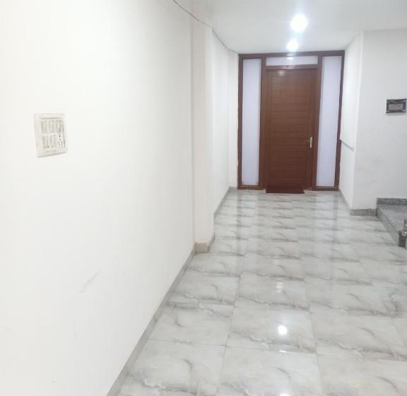 בית מלון כפרי Le Mount Plaza Delhi Igi Airport