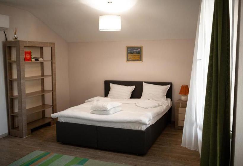 Viking Apartment Grigo