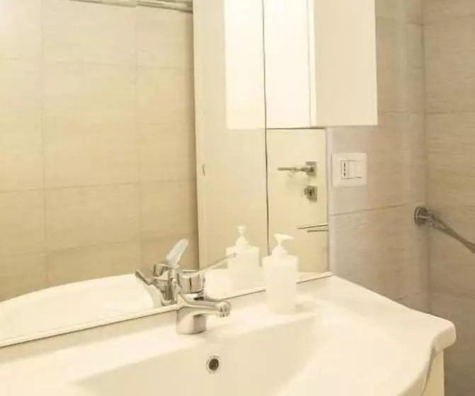 B & B Raffaello